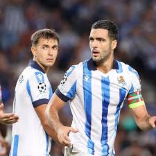 Phân tích động thái của Real Sociedad